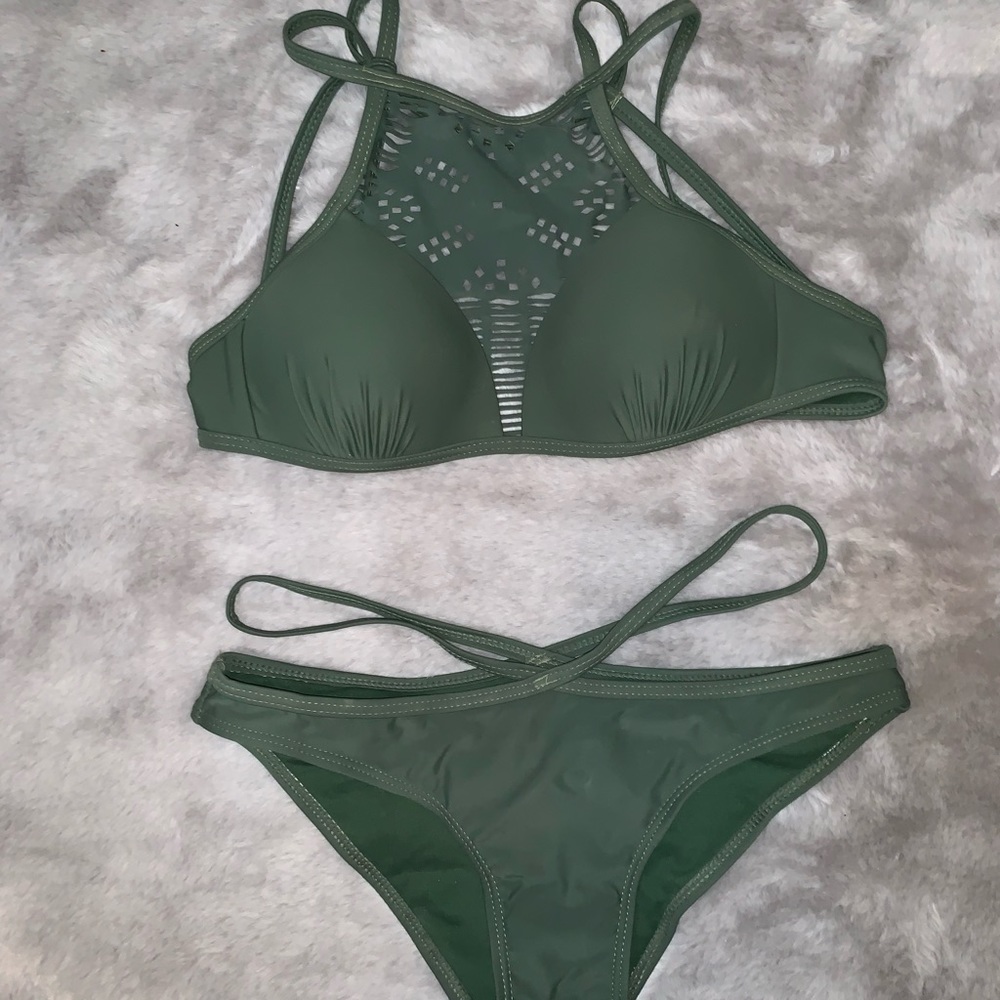🌴 Green Bikini Set NWOT 🌴